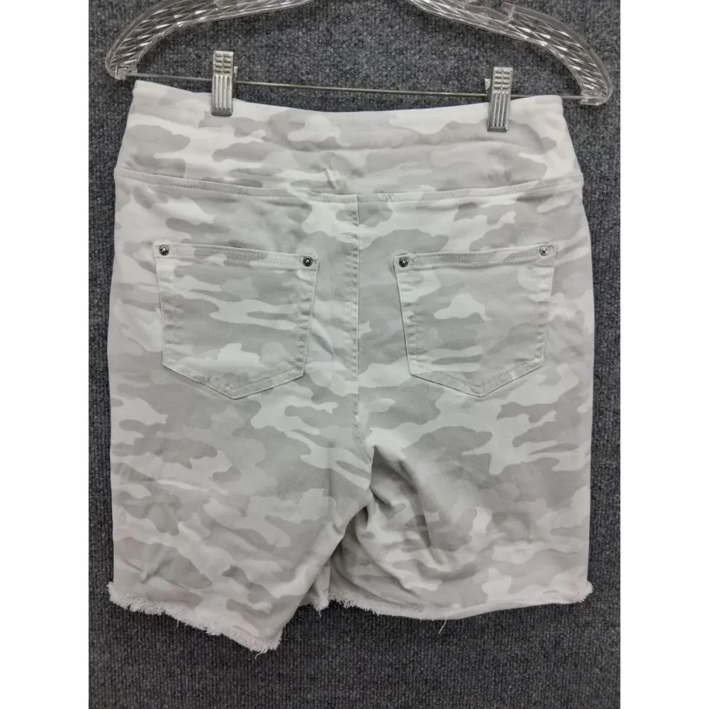 Belle By Kim Gravel Shorts Womens Size 6 White Grey Camo Camouflage - Picture 8 of 10